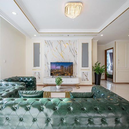 The Vinhomes Central Park Apartments - The Buildings Surrounding Landmark 81 Ciudad Ho Chi Minh  Exterior foto