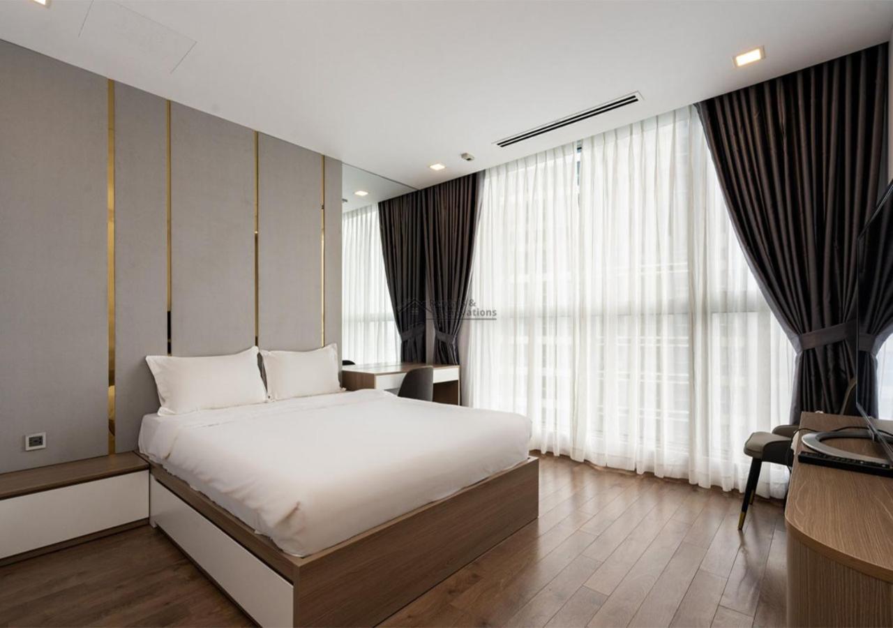 The Vinhomes Central Park Apartments - The Buildings Surrounding Landmark 81 Ciudad Ho Chi Minh  Exterior foto