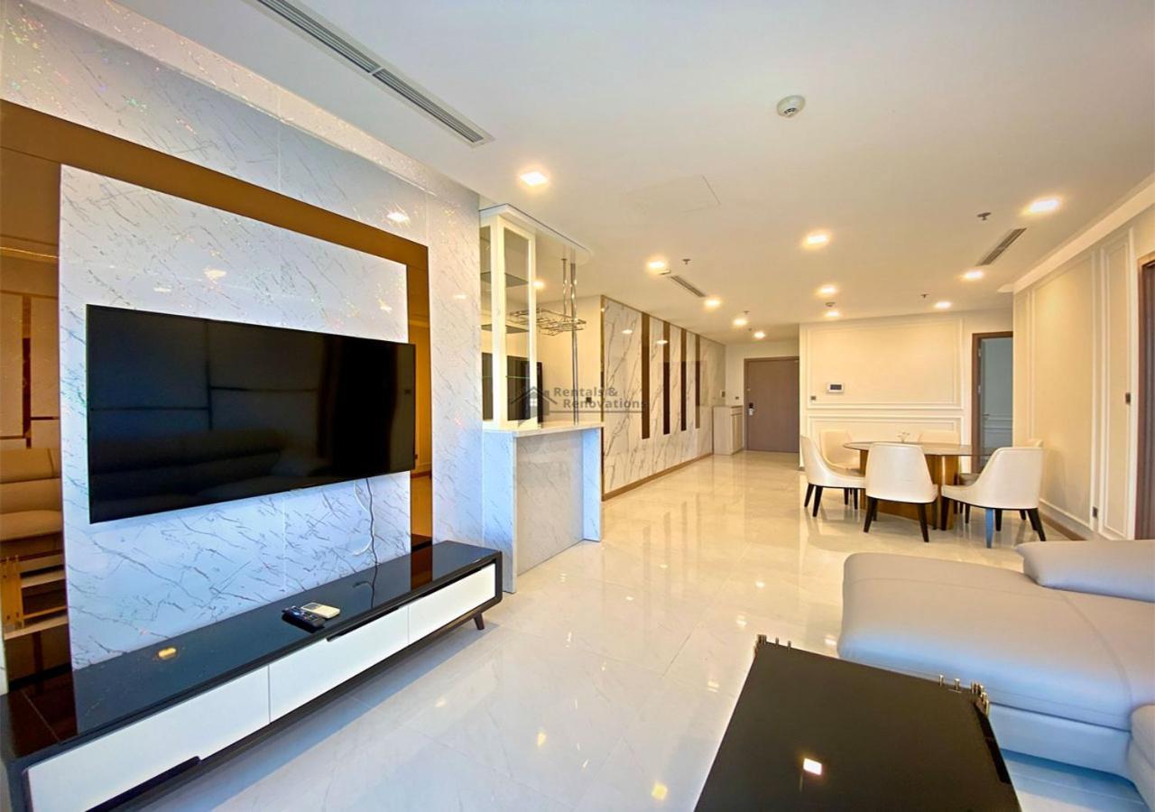 The Vinhomes Central Park Apartments - The Buildings Surrounding Landmark 81 Ciudad Ho Chi Minh  Exterior foto