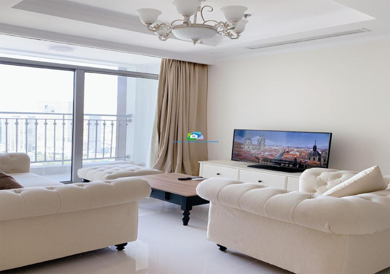 The Vinhomes Central Park Apartments - The Buildings Surrounding Landmark 81 Ciudad Ho Chi Minh  Exterior foto